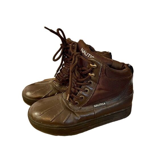 Boys nautica duck boots size 3 chocolate brown - Picture 1 of 7